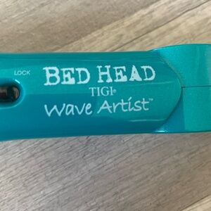 BedHead Wave Artist Hair Tool - Teal